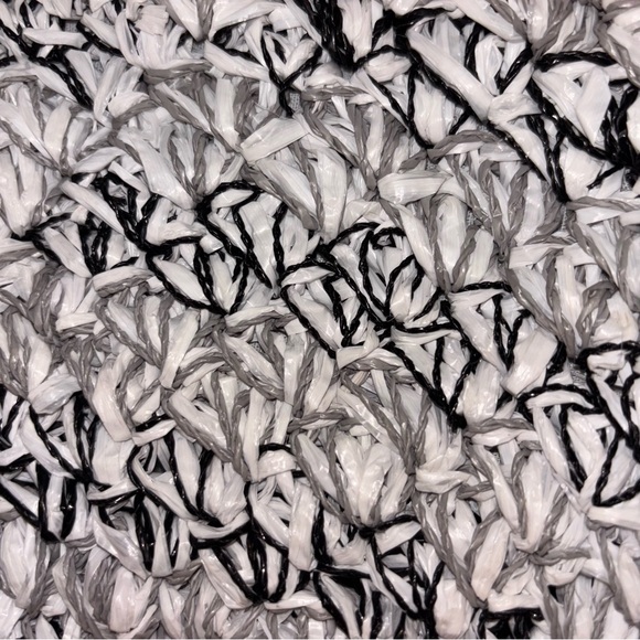 Ernest Large Crochet Shoulder Bag – Sustainable Recycled Plastic Tote bag - Picture 6 of 9